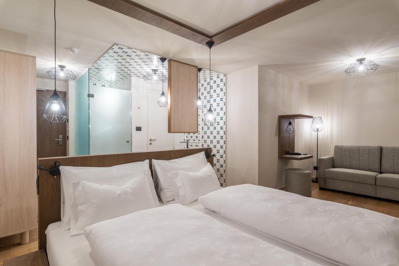Hotel Tofana San Cassiano  Eksteriør bilde