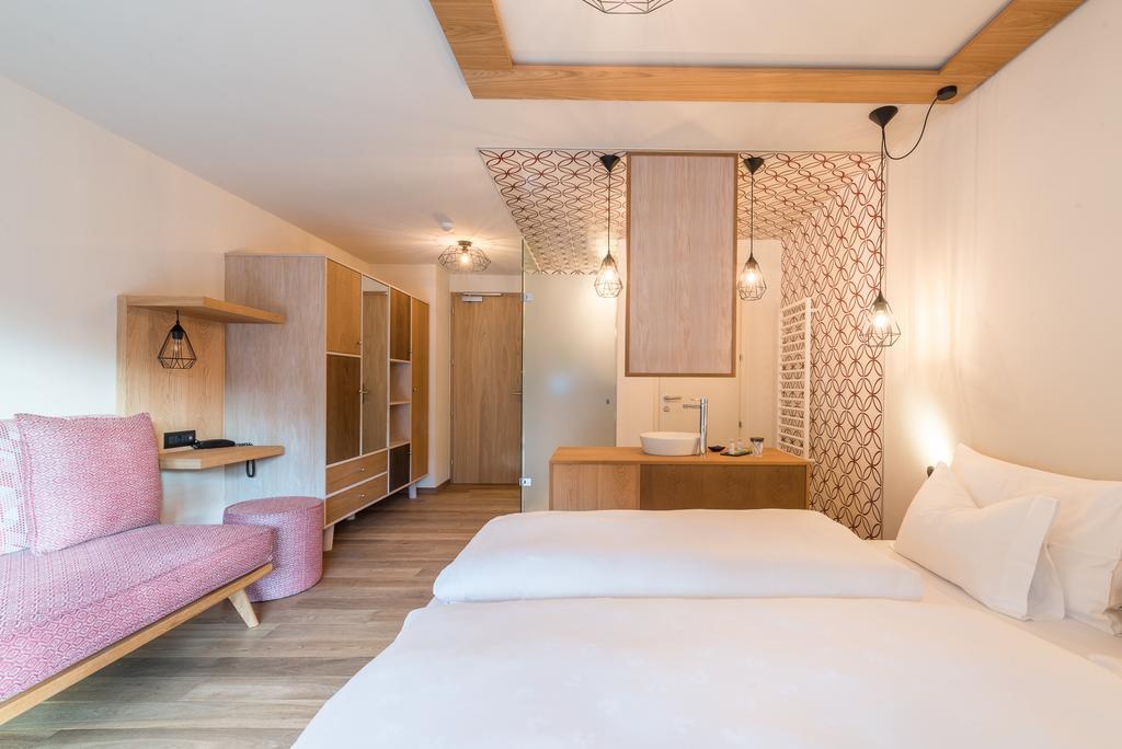 Hotel Tofana San Cassiano  Eksteriør bilde