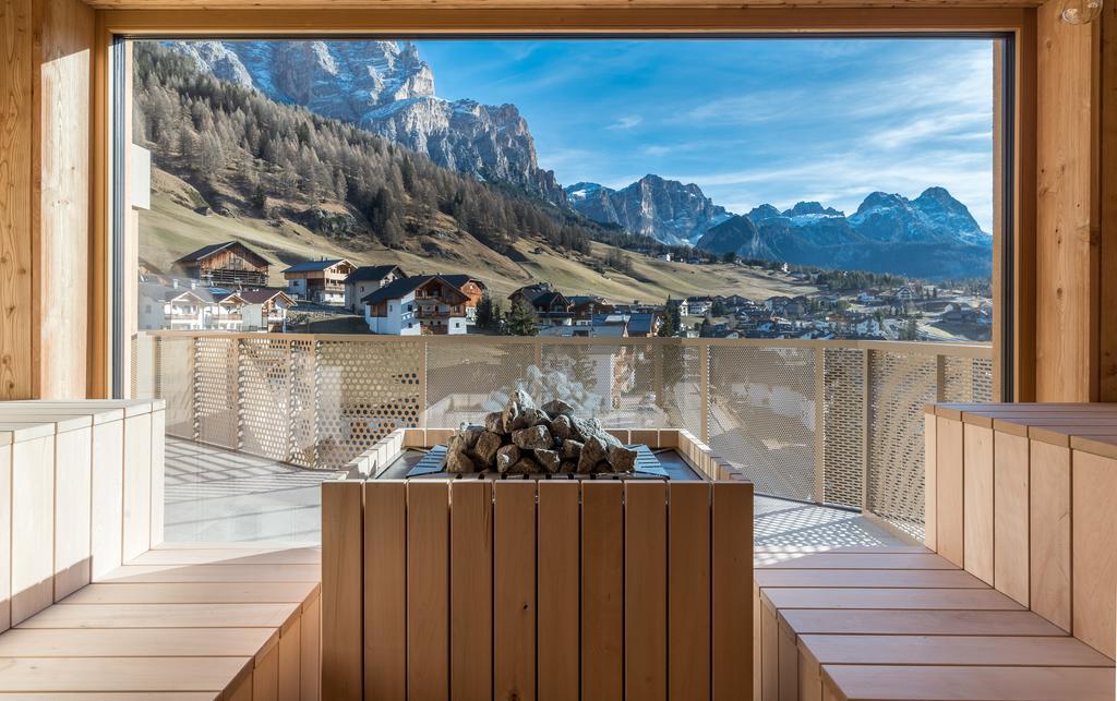 Hotel Tofana San Cassiano  Eksteriør bilde